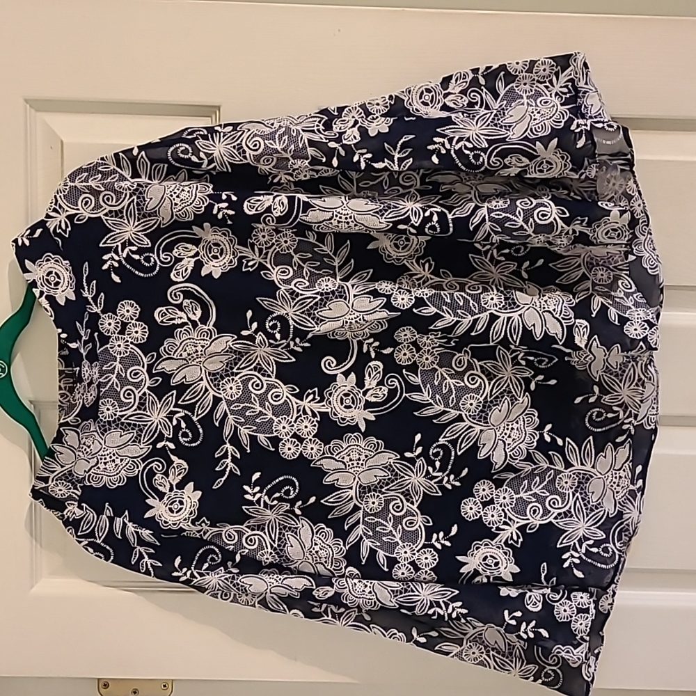 Gorgeous navy and cream print skirt